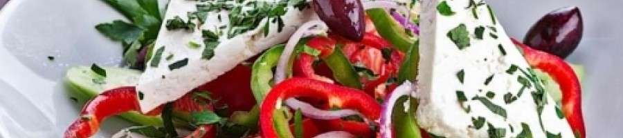 Апетитна и свежа рецепта за гръцка салата