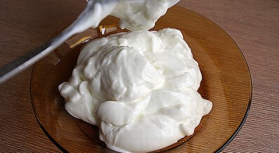 Знаехте ли, че киселото мляко помага за избелване?