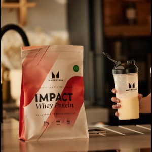 Impact Whey Protein - Банан 1 кг | Myprotein Impact Whey Protein - Банан 1 кг | Myprotein