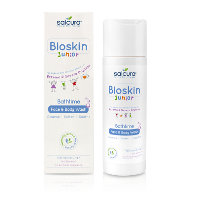 Bioskin Junior Face & Body Wash 200 мл | Salcura Bioskin Junior Face & Body Wash 200 мл на SalcuraBioskin Junior измиващ гел за лице и тяло използва био-научен, естествен състав за ефективното почистване на кожата. Bioskin Junior Face & Body Wash 200 мл на Salcura Bioskin Junior измиващ гел за лице и тяло използва био-научен, естествен състав за ефективното почистване на кожата. Той е подходящ за деца, чиято кожа може д Bioskin Junior Face & Body Wash 200 мл