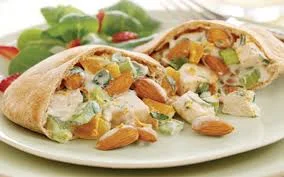 С кайсиевите ядки можем да си направим вкусни и полезни ястия