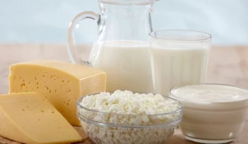 Има млечни продукти, които трябва да се избягват, при алергия към мляко.