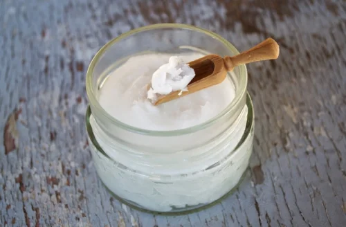 Кокосовото масло е модерен деликатес, който придава специфичен вкус на продуктите