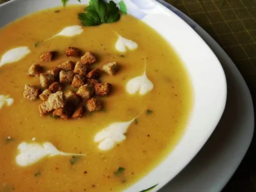 Крем супа от гъби с авокадо за разтоварващ ден