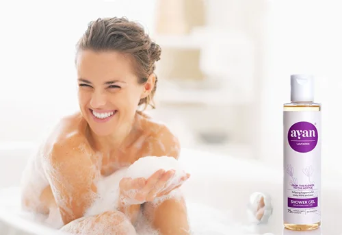RELAXING SHOWER GEL WITH LAVENDER на супер цена от Ayan действа отпускащо и оставя кожата дълбоко освежена, добре ароматизирана и видимо сияеща