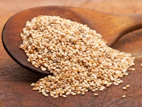 Bio Sesame-Buckwheat crackers + Hemp Raw от BioTona е съчетание от полезни за здравето растителни компоненти