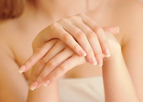Крем за ръце - Collagen & Vitamin E от Collagena омекотява кожата на ръцете и я прави гладка и нежна
