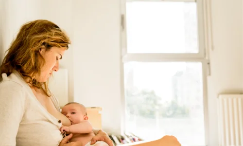 Коластра (Colostrum) 120 капсули на топ цена от Haya Labs подобрява силата и издръжливостта.