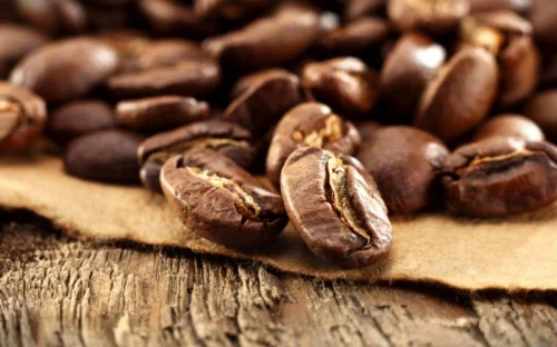 Gusto Pieno на Julius Meinl на супер цена има лека, едва доловима горчивина и тръпчивост. 