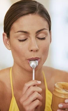 Peanut Butter With Whey Protein на Pure Nutrition засища бързо и помага за намаляване на телесното тегло