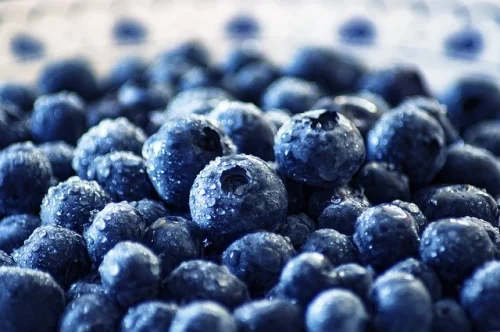 AuroraBlue Wild Alaska Blueberry Complex 200 мг 30 веге капсули на топ цена от Swanson съдържа витамини, минерали и има силен антиоксидантен ефект.