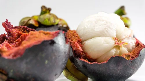 Mangosteen Standardized 500 мг 90 капсули на топ цена от Swanson осигурява мощна антиоксидантна подкрепа