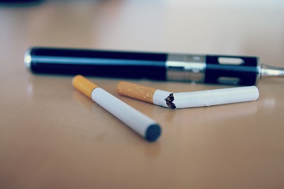 Твърди се, че целта на електронните цигари е да помогне в отказването на цигарите