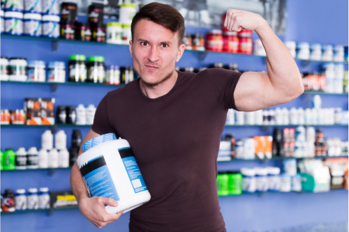 Протеинът е единствената спортна добавка, която наистина помага за мускулния растеж.