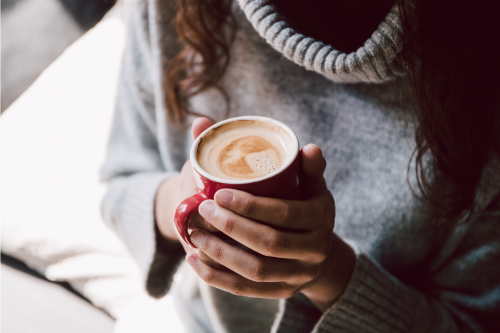 Традиционно се смяташе, че пиещите кафе имат по-малък риск от развитие на диабет, но резултатите се основават на статистически анализ, а не на пряко експериментиране.