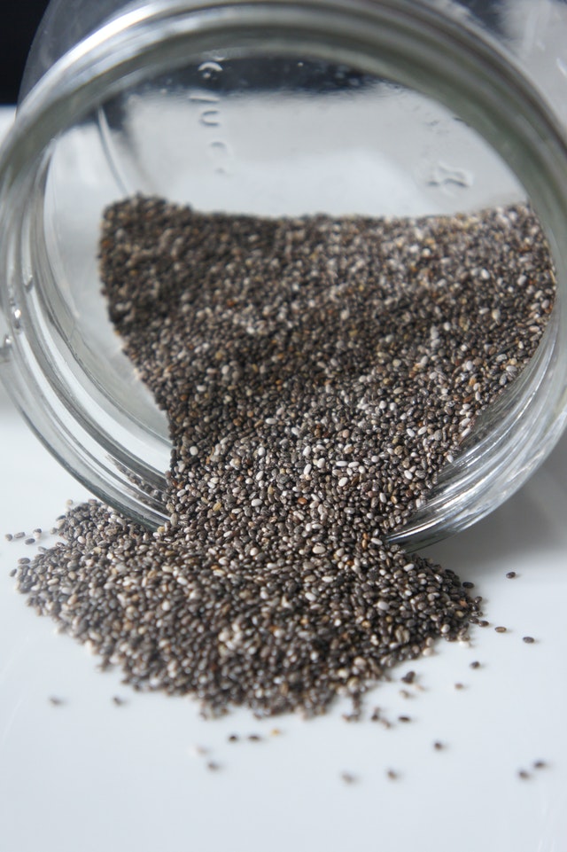 Organic Chia Seeds 200 гр на топ цена от Haya Labs са лесно смилаеми, заредени с множество хранителни вещества и осигуряват мощен енергиен тласък