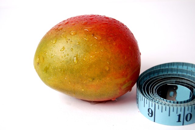 African Mango на капсули нормализира теглото, може да понижи нивото на холестерол в кръвта, както и да регулира кръвното.