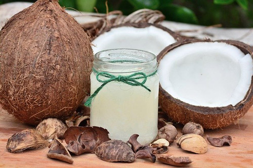 Coconut Oil Extra Virgin 900 гр на страхотна цена от OstroVit е едно от най-полезните масла, което подобрява имунитета и обмяната на веществата.
